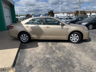 2010 Toyota Camry   - Photo 4 - Palatine, IL 60074