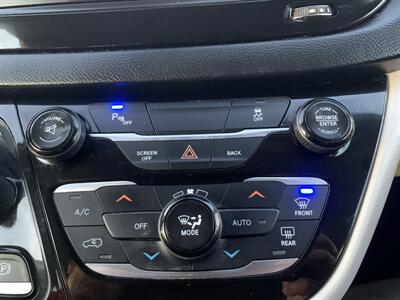 2017 Chrysler Pacifica Touring Plus   - Photo 31 - Palatine, IL 60074