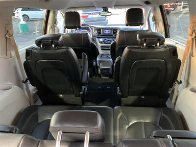 2017 Chrysler Pacifica Touring Plus   - Photo 10 - Palatine, IL 60074
