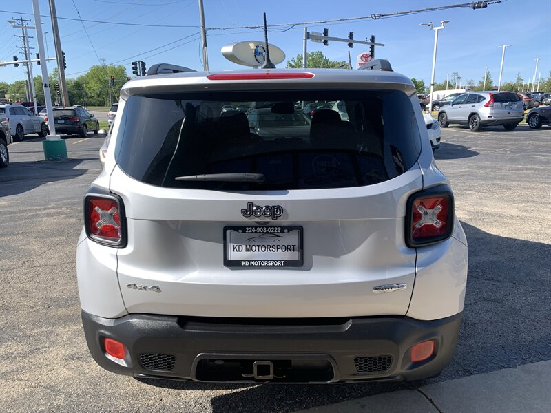 2017 Jeep Renegade Latitude - Photo 6 - Palatine, IL 60074