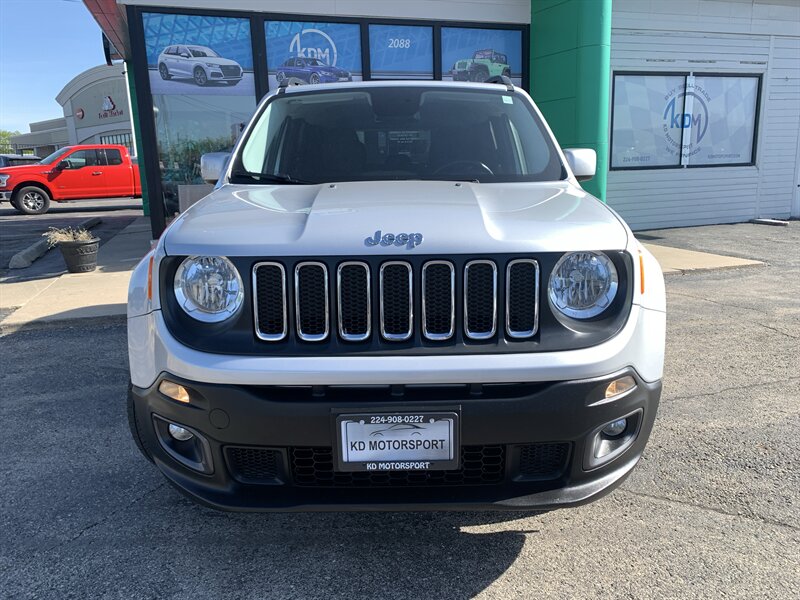 2017 Jeep Renegade Latitude - Photo 2 - Palatine, IL 60074