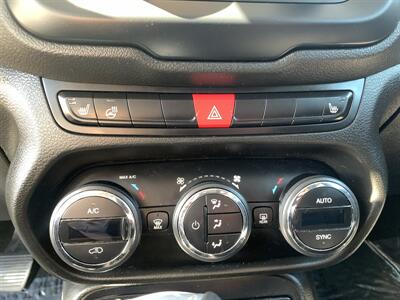 2017 Jeep Renegade Latitude - Photo 28 - Palatine, IL 60074