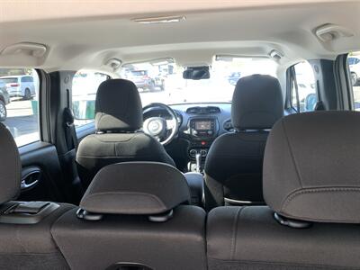 2017 Jeep Renegade Latitude - Photo 10 - Palatine, IL 60074
