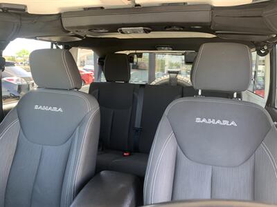 2018 Jeep Wrangler JK Unlimited Sahara   - Photo 12 - Palatine, IL 60074