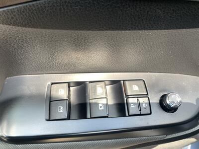 2018 Toyota Highlander LE - Photo 13 - Palatine, IL 60074