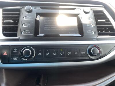 2018 Toyota Highlander LE - Photo 26 - Palatine, IL 60074