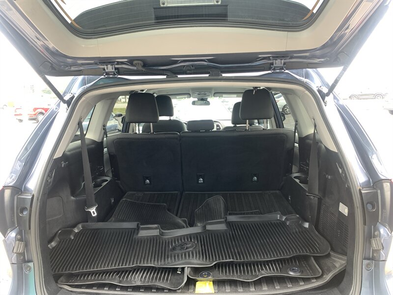 2018 Toyota Highlander LE - Photo 9 - Palatine, IL 60074