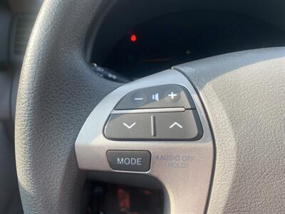 2010 Toyota Camry XLE   - Photo 19 - Palatine, IL 60074