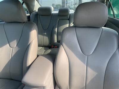 2010 Toyota Camry XLE   - Photo 10 - Palatine, IL 60074