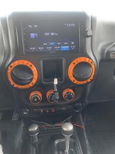 2013 Jeep Wrangler Sport   - Photo 19 - Palatine, IL 60074