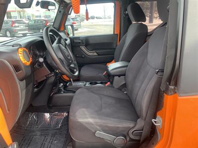 2013 Jeep Wrangler Sport   - Photo 13 - Palatine, IL 60074