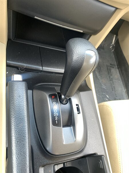 2012 Honda Accord LX-S - Photo 23 - Palatine, IL 60074