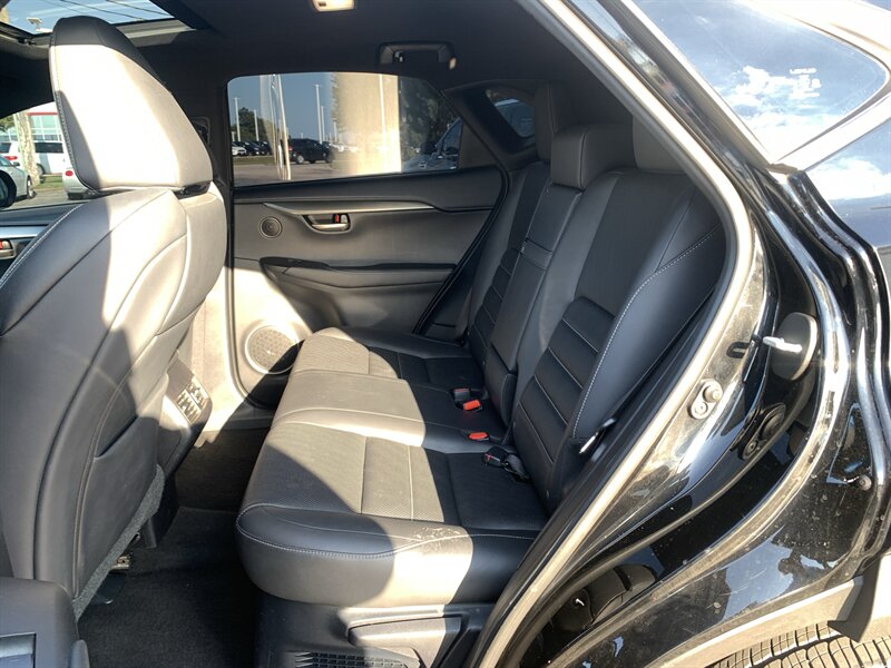2015 Lexus NX 200t F SPORT - Photo 17 - Palatine, IL 60074