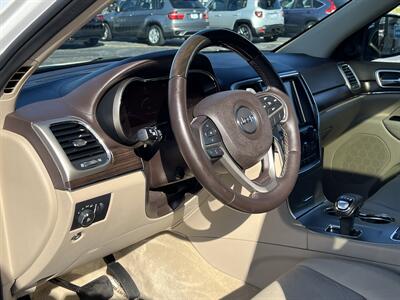 2014 Jeep Grand Cherokee Overland   - Photo 12 - Palatine, IL 60074