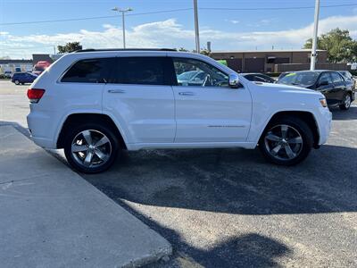 2014 Jeep Grand Cherokee Overland   - Photo 7 - Palatine, IL 60074