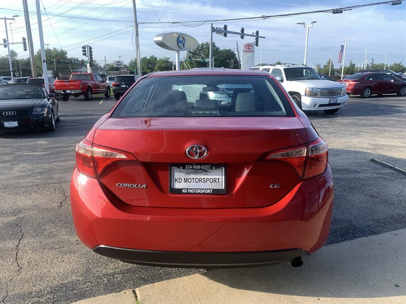 2018 Toyota Corolla LE - Photo 8 - Palatine, IL 60074