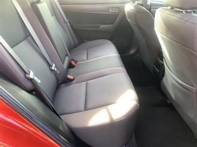 2018 Toyota Corolla LE - Photo 13 - Palatine, IL 60074
