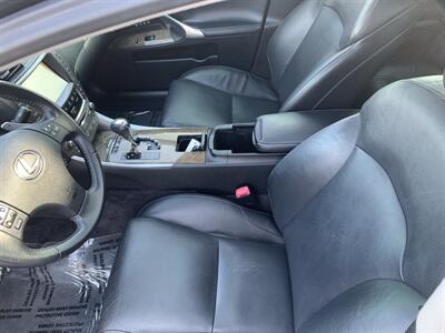 2010 Lexus IS 250   - Photo 18 - Palatine, IL 60074