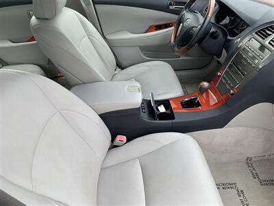 2007 Lexus ES 350   - Photo 12 - Palatine, IL 60074