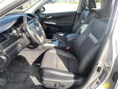 2012 Toyota Camry SE   - Photo 13 - Palatine, IL 60074