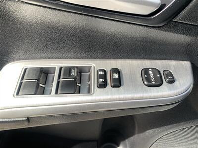 2012 Toyota Camry SE   - Photo 16 - Palatine, IL 60074