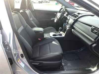 2012 Toyota Camry SE   - Photo 10 - Palatine, IL 60074