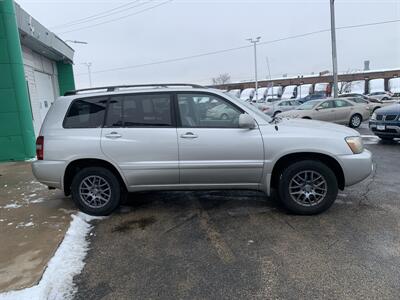 2006 Toyota Highlander - Photo 4 - Palatine, IL 60074