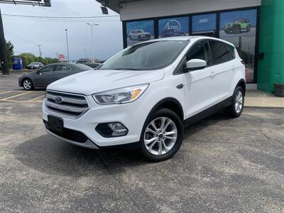 2019 Ford Escape SE   - Photo 1 - Palatine, IL 60074