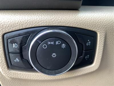 2015 Ford F-150 XLT   - Photo 14 - Palatine, IL 60074