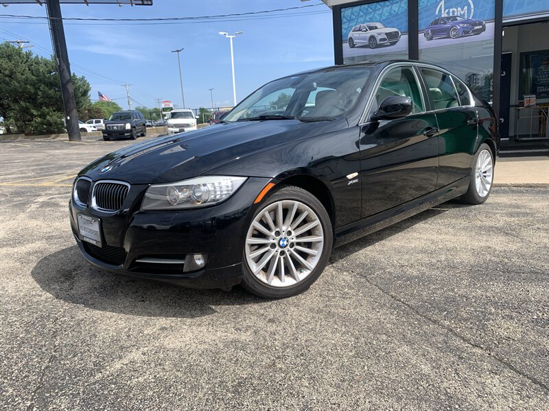2011 BMW 3 Series 335i xDrive   - Photo 1 - Palatine, IL 60074