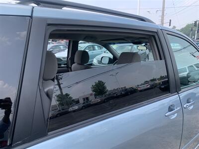 2006 Toyota Sienna LE 7 Passenger   - Photo 20 - Palatine, IL 60074