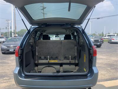 2006 Toyota Sienna LE 7 Passenger   - Photo 10 - Palatine, IL 60074