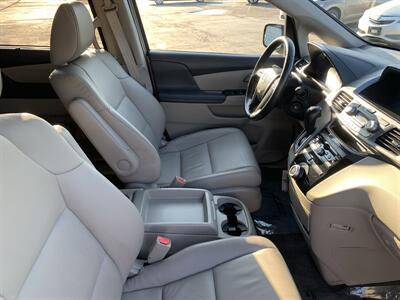 2012 Honda Odyssey EX-L w/DVD   - Photo 11 - Palatine, IL 60074