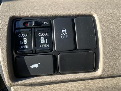 2012 Honda Odyssey EX-L w/DVD   - Photo 19 - Palatine, IL 60074