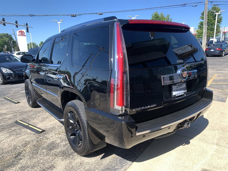 2007 Cadillac Escalade - Photo 7 - Palatine, IL 60074