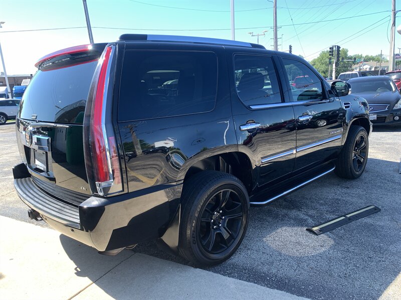 2007 Cadillac Escalade - Photo 5 - Palatine, IL 60074