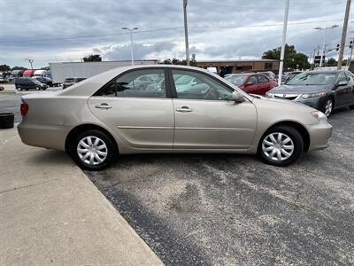 2006 Toyota Camry LE   - Photo 4 - Palatine, IL 60074