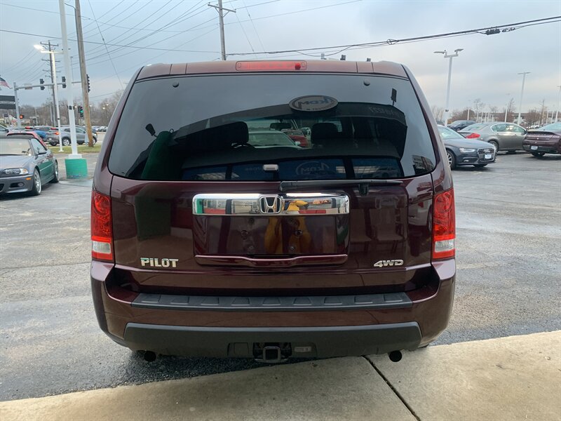 2011 Honda Pilot LX photo 6