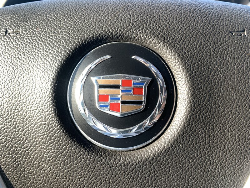 2013 Cadillac Escalade Premium - Photo 28 - Palatine, IL 60074