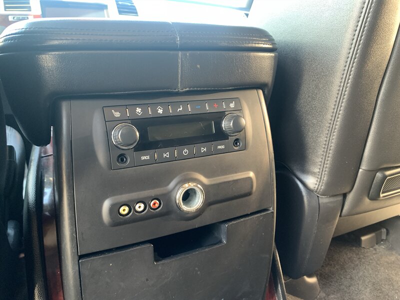 2013 Cadillac Escalade Premium - Photo 17 - Palatine, IL 60074