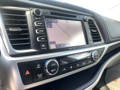 2015 Toyota Highlander Limited - Photo 30 - Palatine, IL 60074