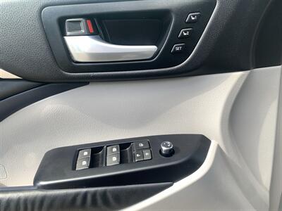 2015 Toyota Highlander Limited - Photo 22 - Palatine, IL 60074