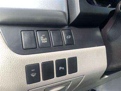 2015 Toyota Highlander Limited - Photo 23 - Palatine, IL 60074