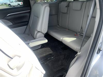 2015 Toyota Highlander Limited - Photo 20 - Palatine, IL 60074