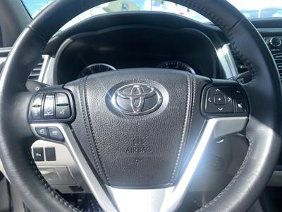 2015 Toyota Highlander Limited - Photo 24 - Palatine, IL 60074