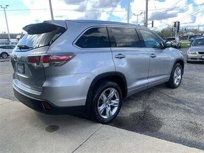 2015 Toyota Highlander Limited - Photo 5 - Palatine, IL 60074
