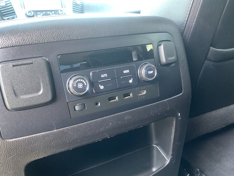 2019 Chevrolet Tahoe LT - Photo 21 - Palatine, IL 60074