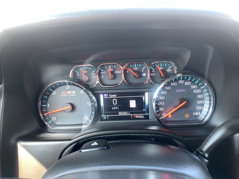 2019 Chevrolet Tahoe LT - Photo 30 - Palatine, IL 60074