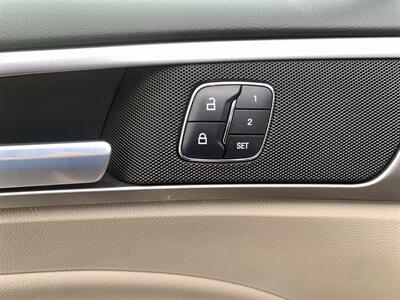 2017 Ford Fusion SE - Photo 17 - Palatine, IL 60074