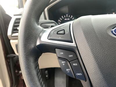2017 Ford Fusion SE - Photo 19 - Palatine, IL 60074